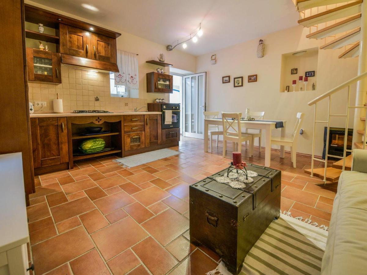 Holiday Home Mali dvori Diklo Dış mekan fotoğraf